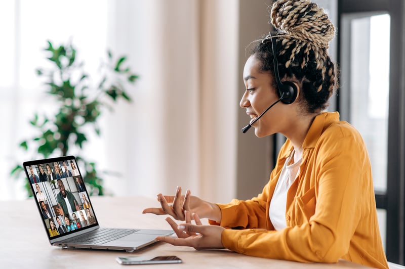 EMPLOYER (FOOTER) AdobeStock_426475564
