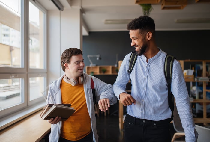 K12 (LEFT) AdobeStock_466434077